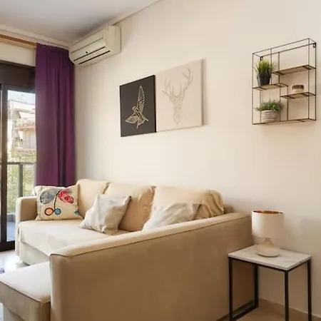 βright Boutique In Vibrant Neighbourhood Thessaloníki